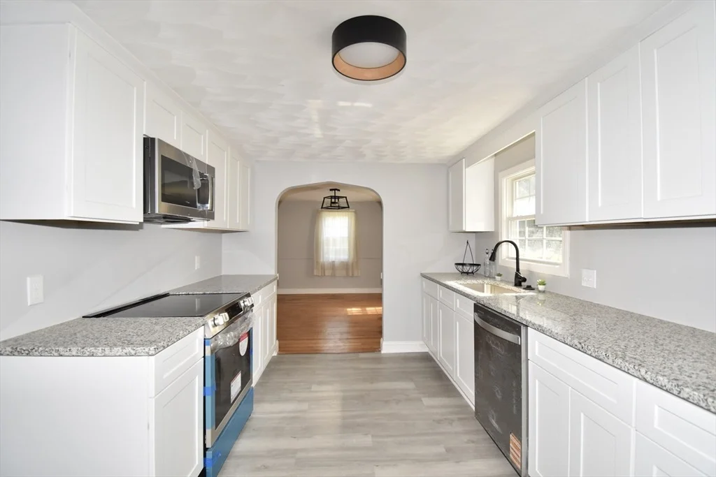 Photo of 51 Parkview St