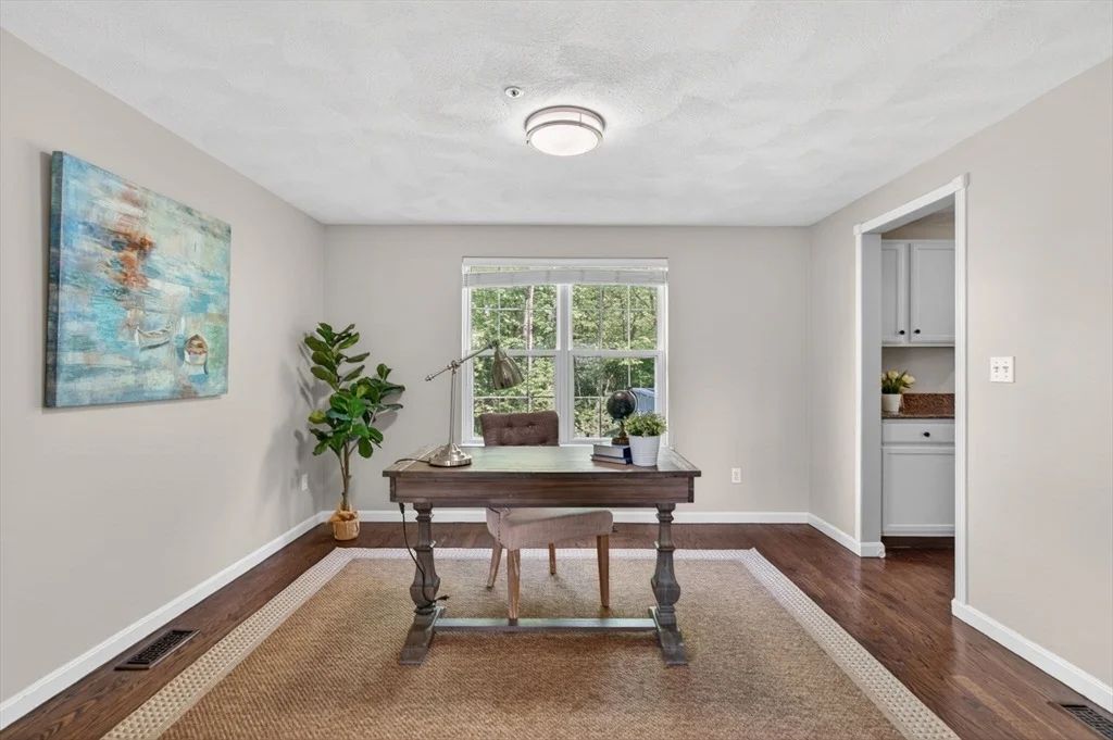 Photo of 30 Bucklin Rd