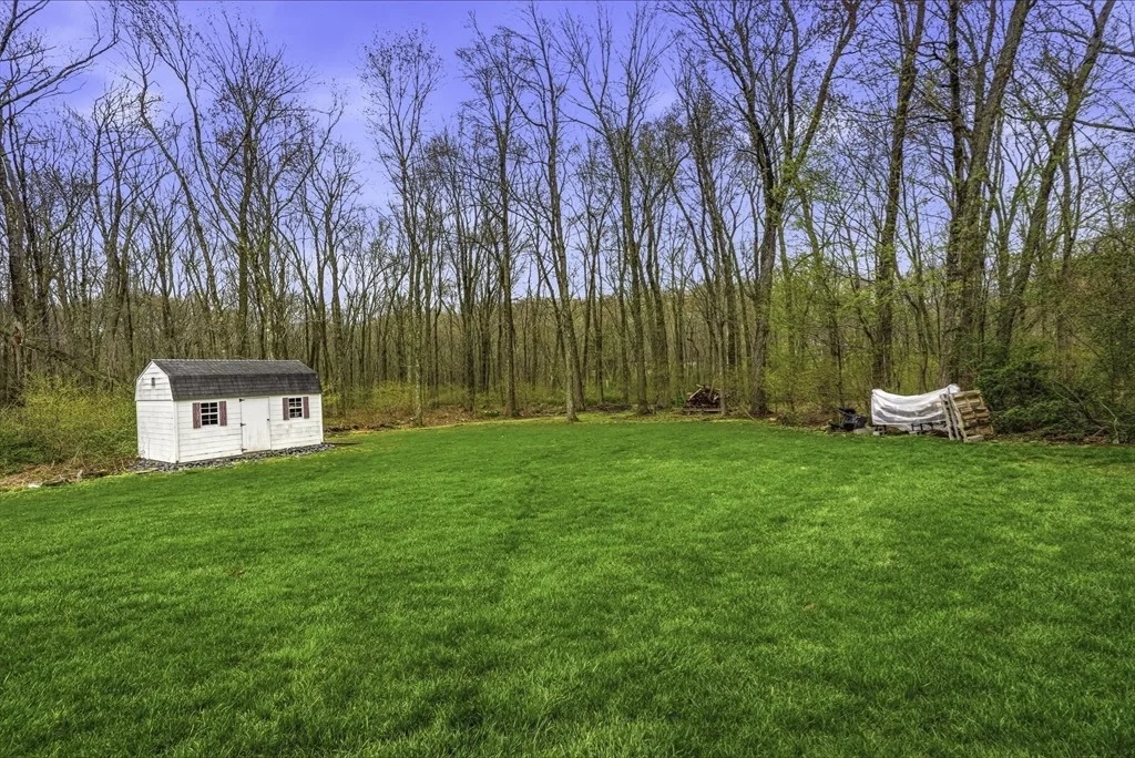 Photo of 2 Tee Jay Ln