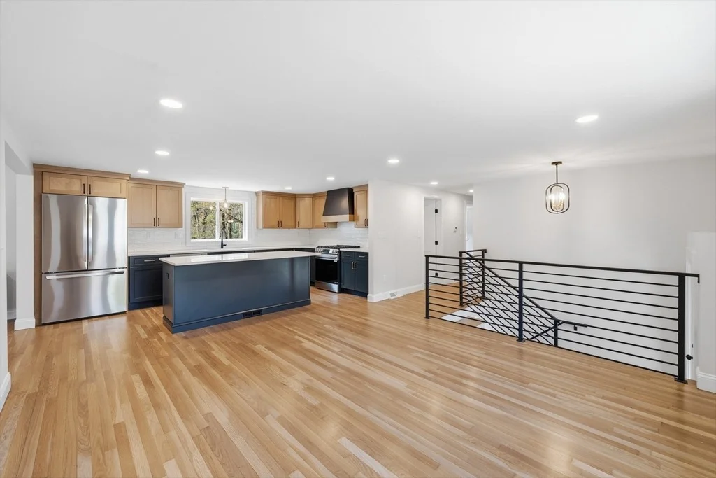 Photo of 44 Wildbrook Road