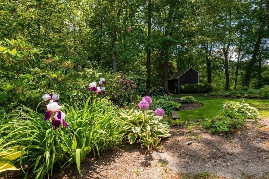 Photo of 5 Cape Cod Ln