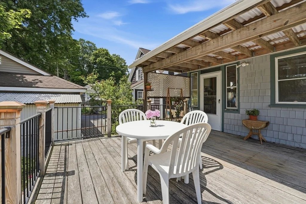 Photo of 24 Thomas Ave