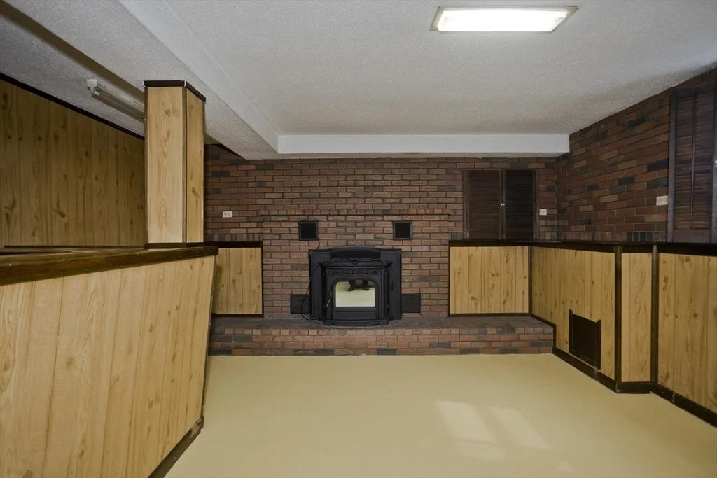 Photo of 125 Pondview Dr