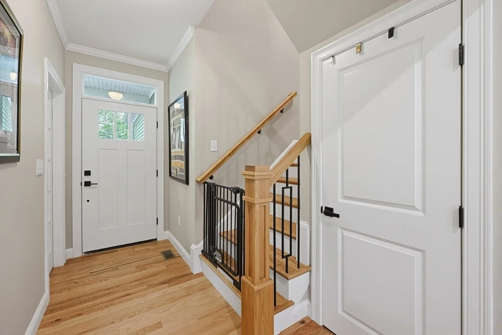 Photo of 74 King Philip Rd