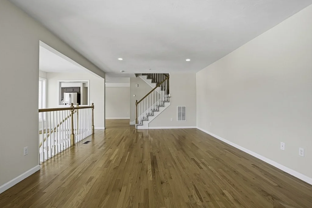 Photo of Unit 4 at 4 John Hancock Dr