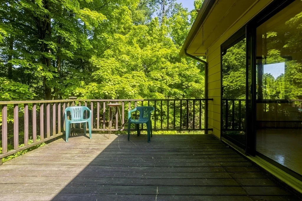 Photo of 6 Pine Wood Dr