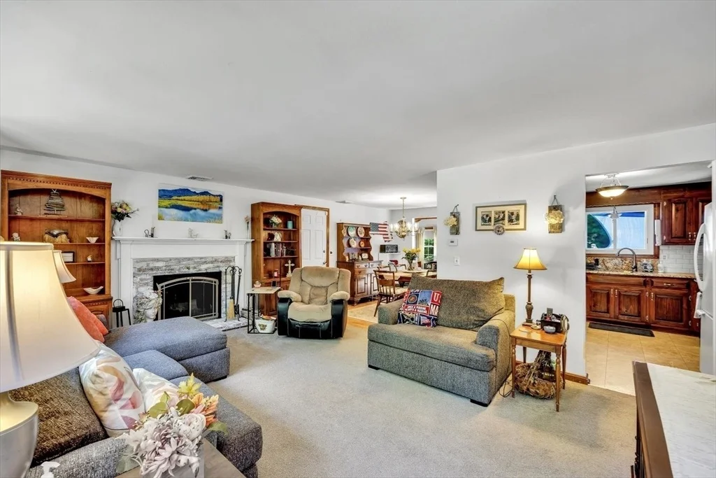 Photo of 248 Mashpee Neck Rd