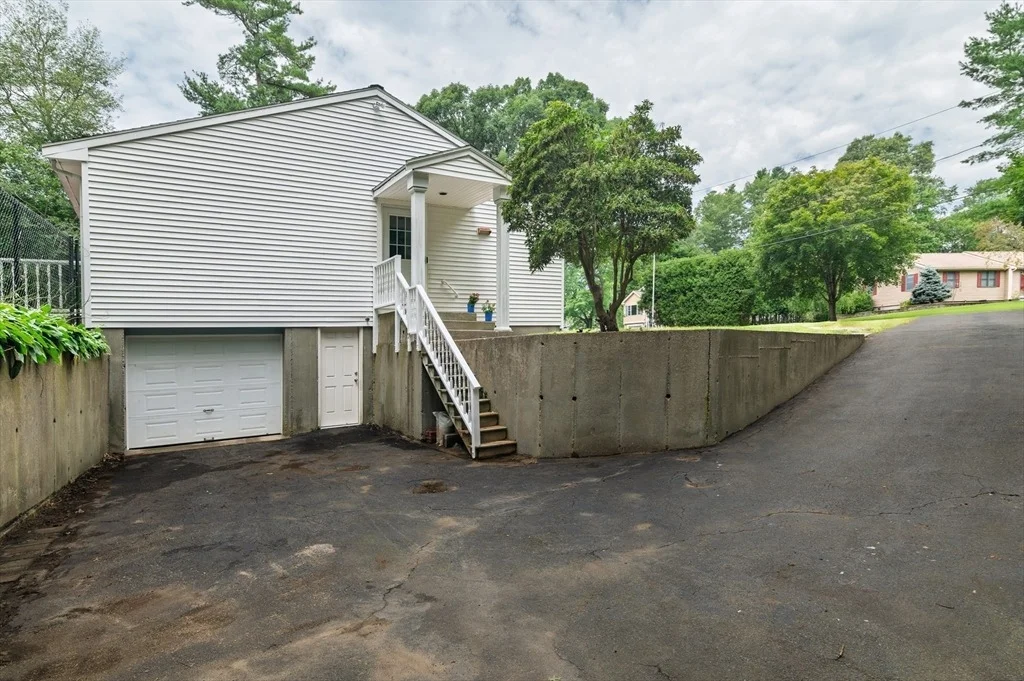 Photo of 100 Stony Brook Road