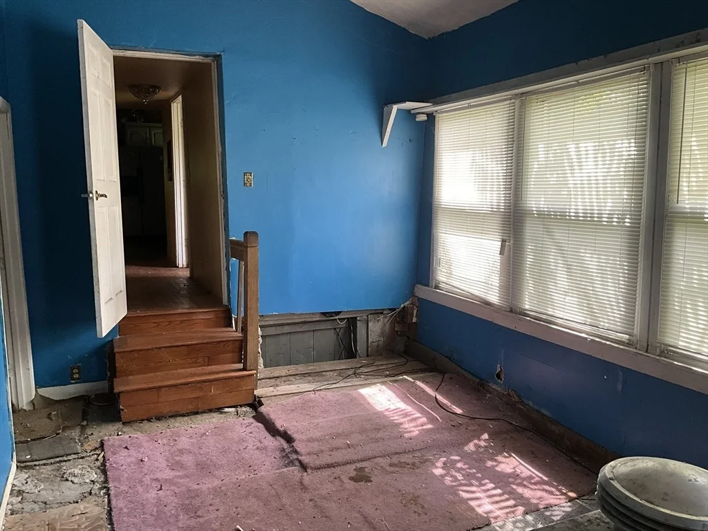 Photo of 640 Mammoth Rd