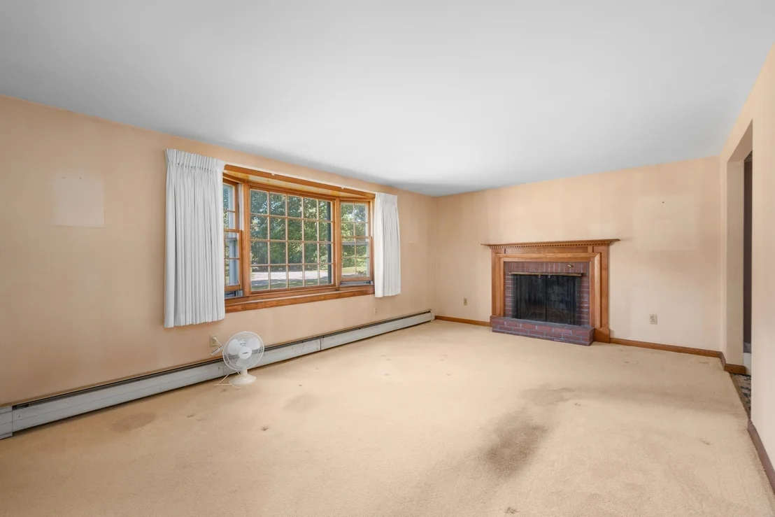 Photo of 61 Laurel Rd
