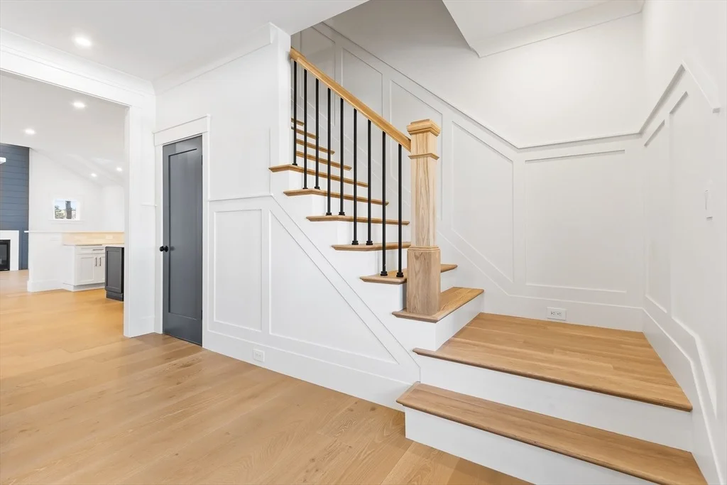 Photo of 242 Oak Street