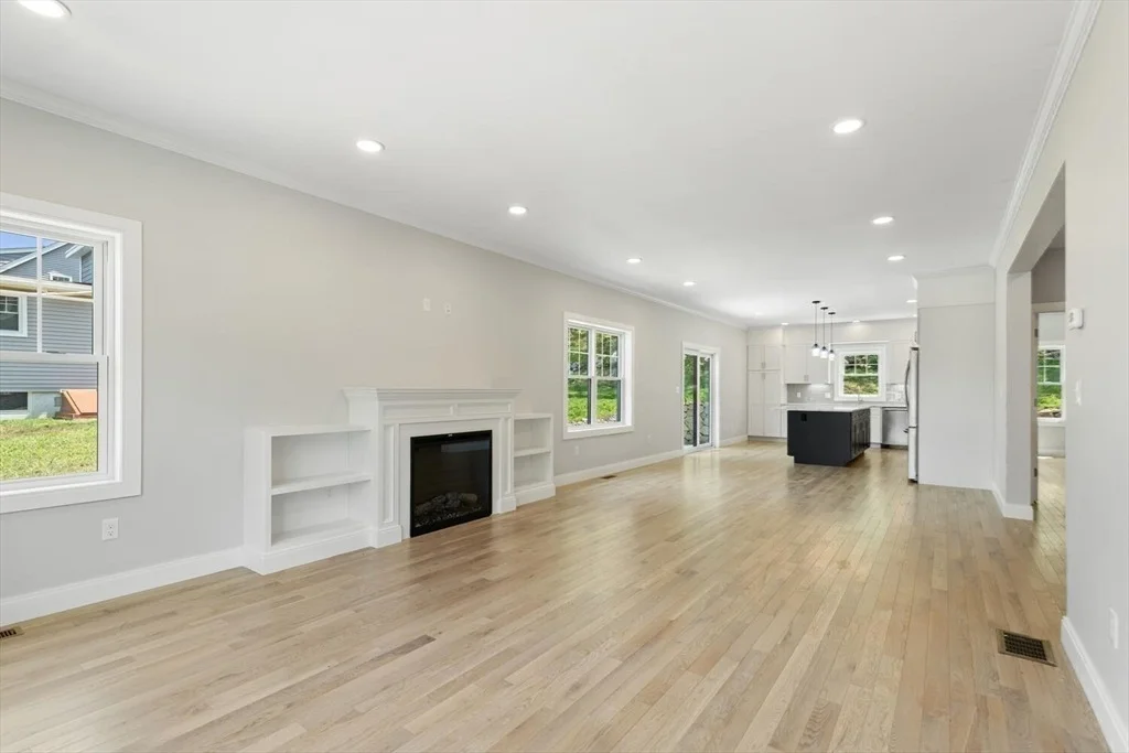 Photo of Unit A at 28 Riverview Rd