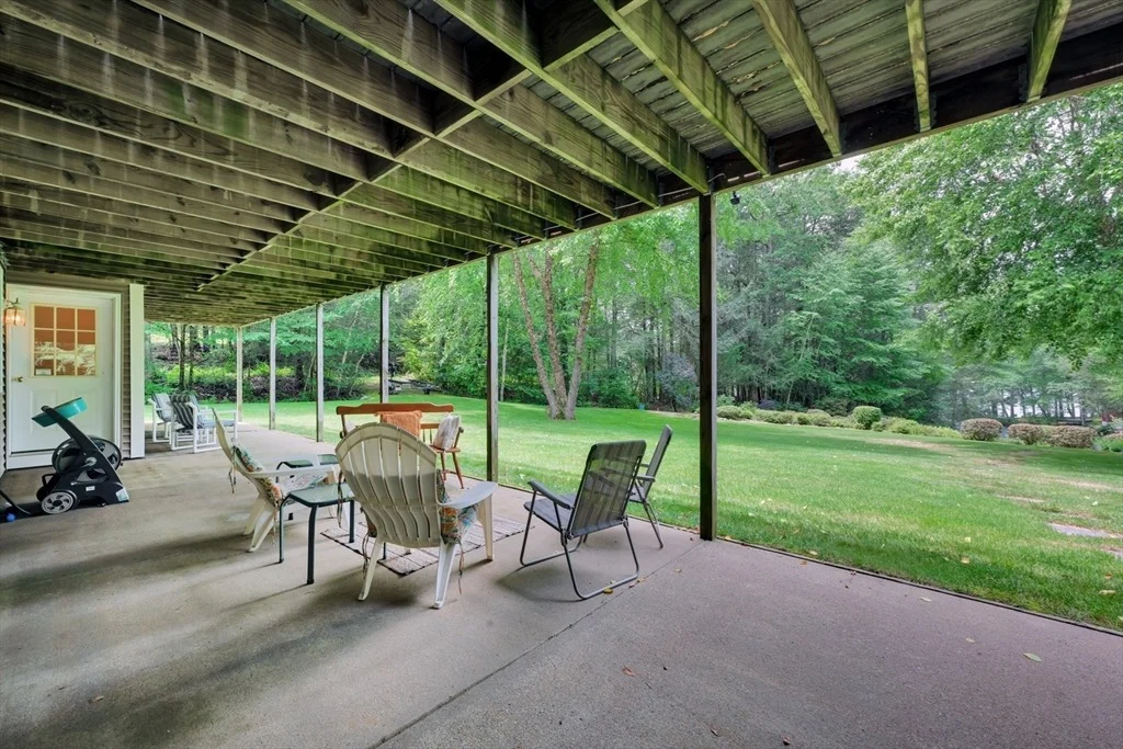 Photo of 54 Shoreline Dr