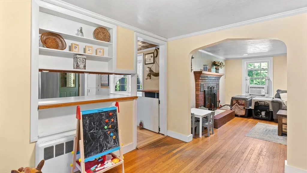 Photo of 2334 Main St