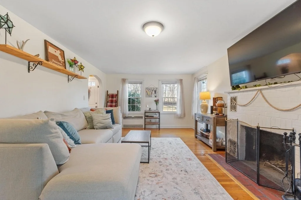 Photo of 135 Worcester Road