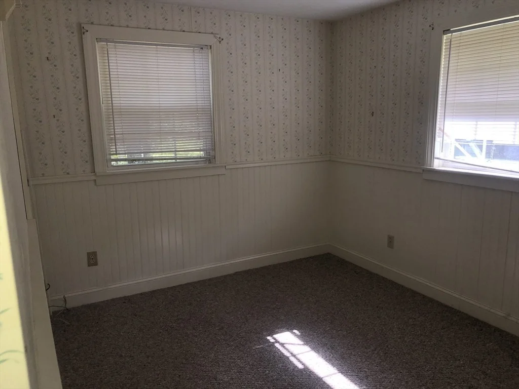 Photo of 35 Ida Ave