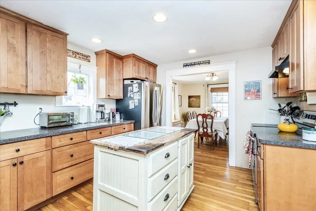 Photo of 23 Beacon St