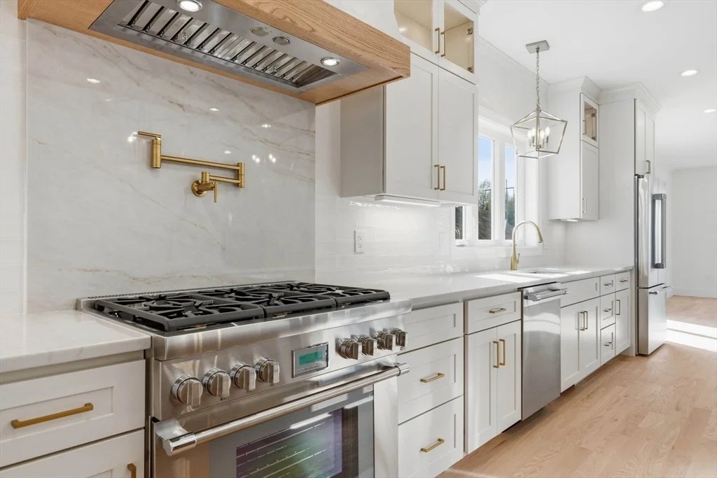 Photo of 16 Couture Way