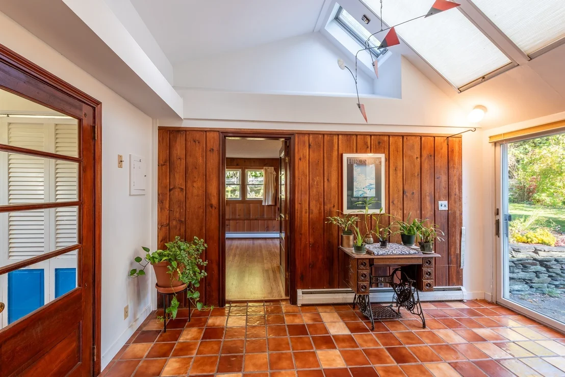 Photo of 18 Dana St