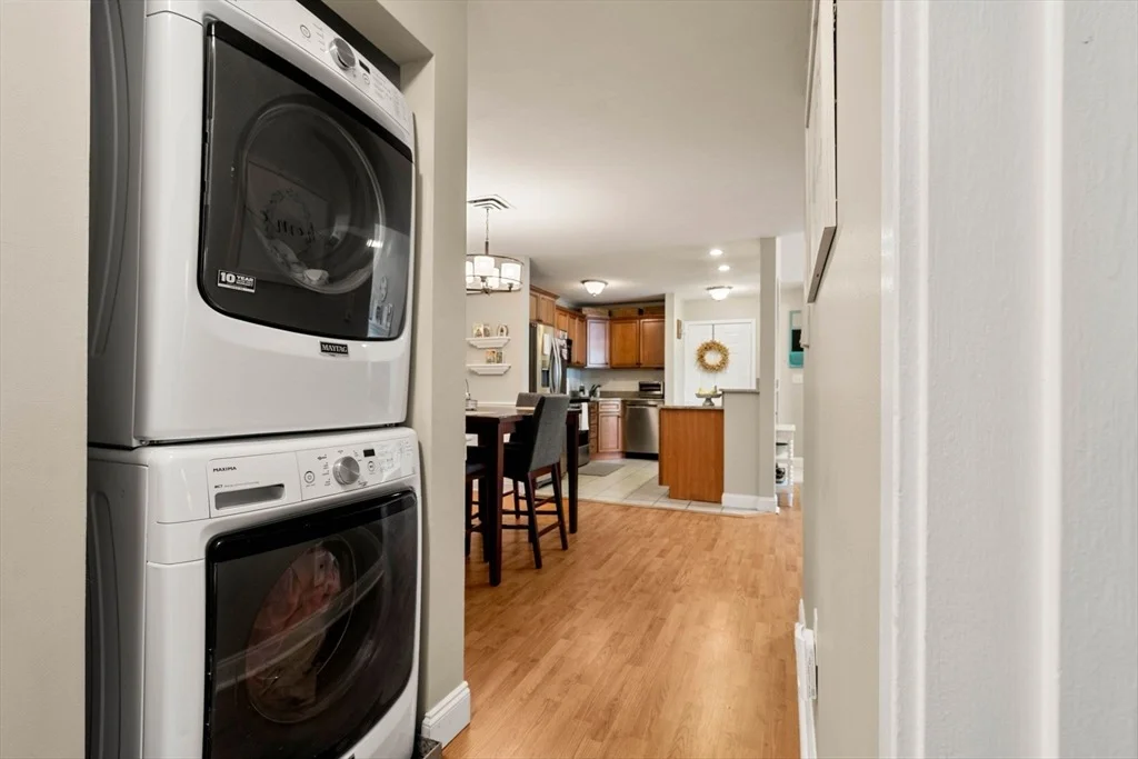 Photo of Unit E at 400 Brookside Dr