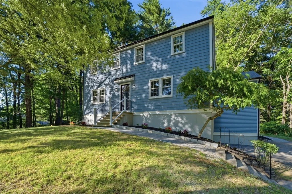 Photo of 3 Jonathan Ln
