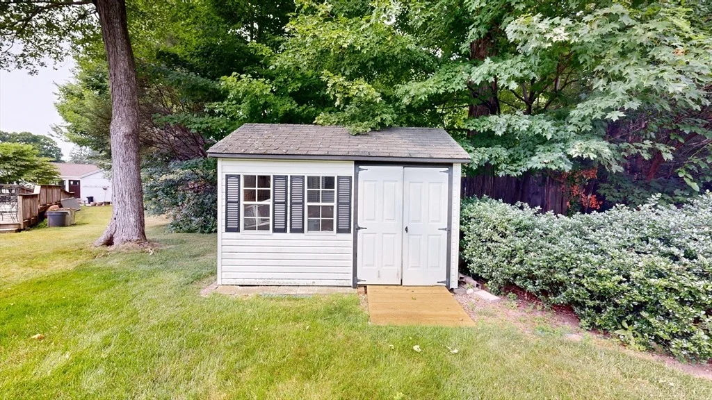 Photo of 6 Maple Circle