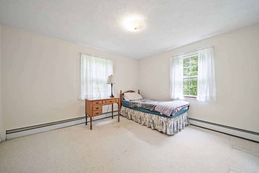 Photo of 8 Lillian Dr