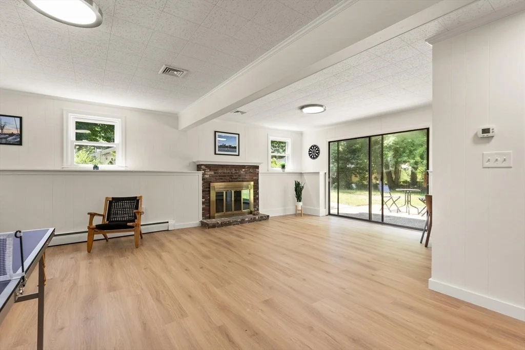 Photo of 35 Rustic Dr
