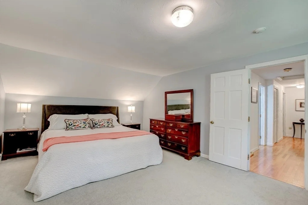 Photo of 70 Willard Road
