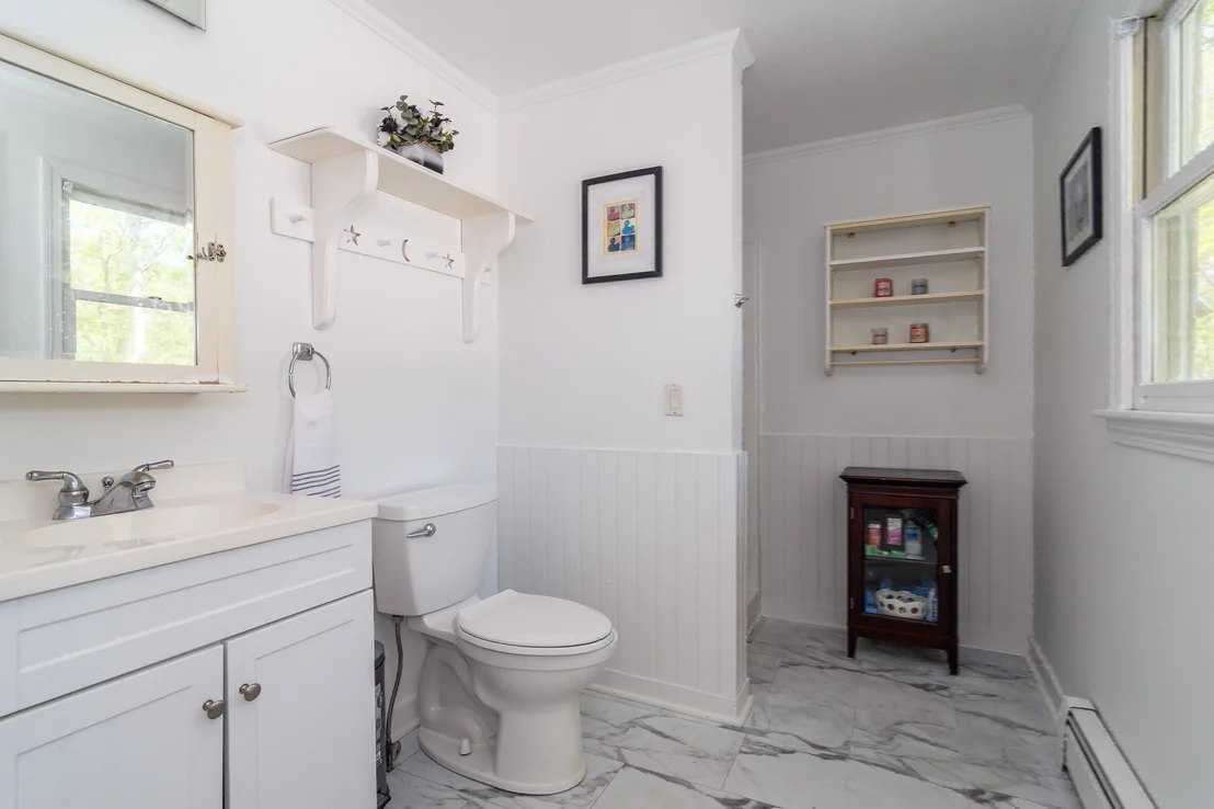 Photo of 191 James Cir