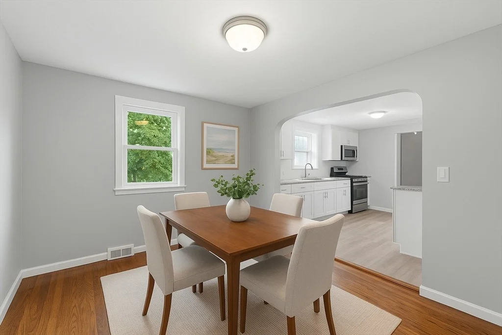 Photo of 123 Beesley Ave