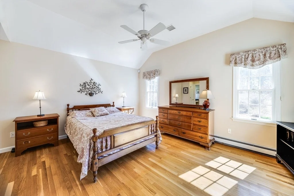 Photo of 80 Clipper Way