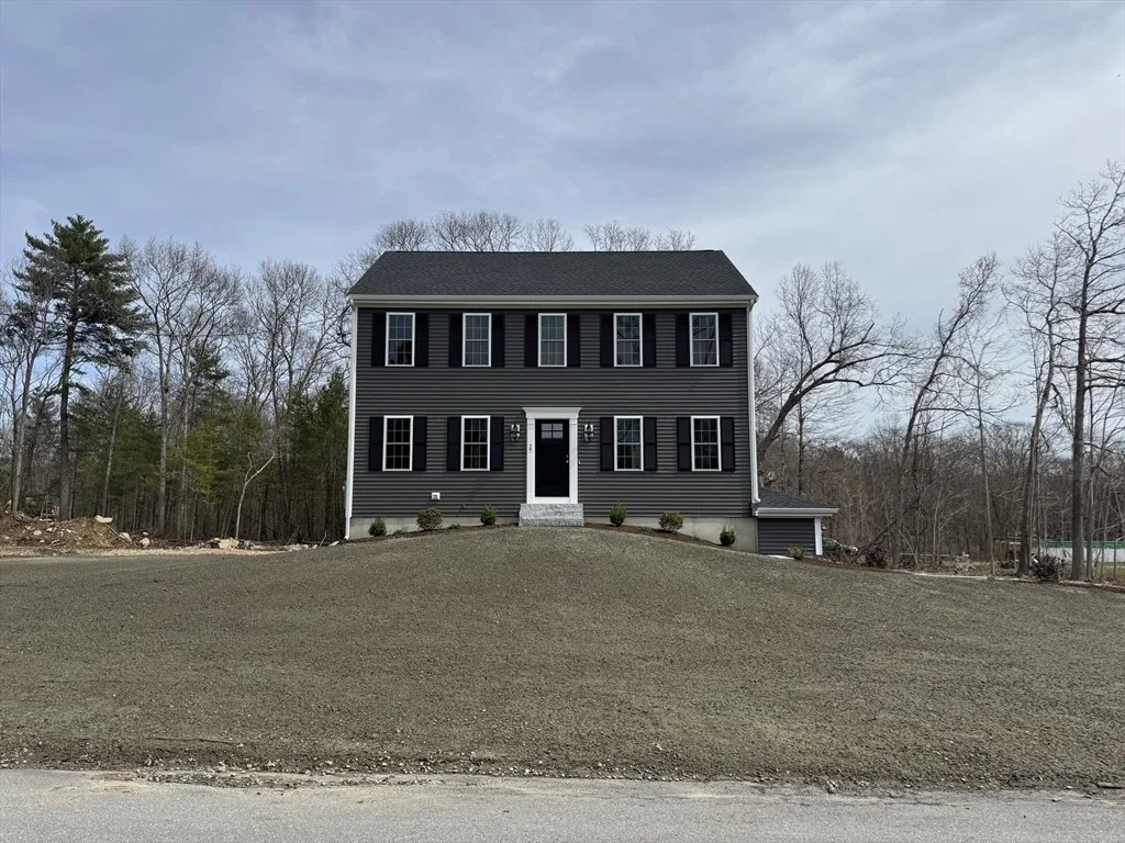 Photo of 27 Range Ave