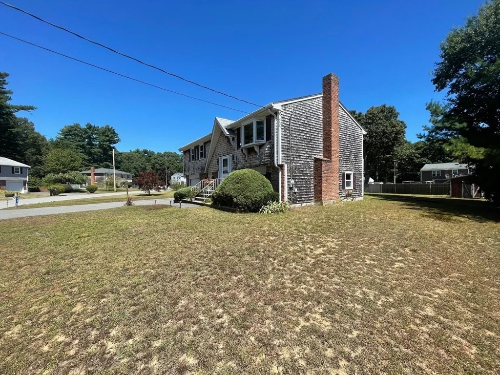 Photo of 147 Colonial Drive