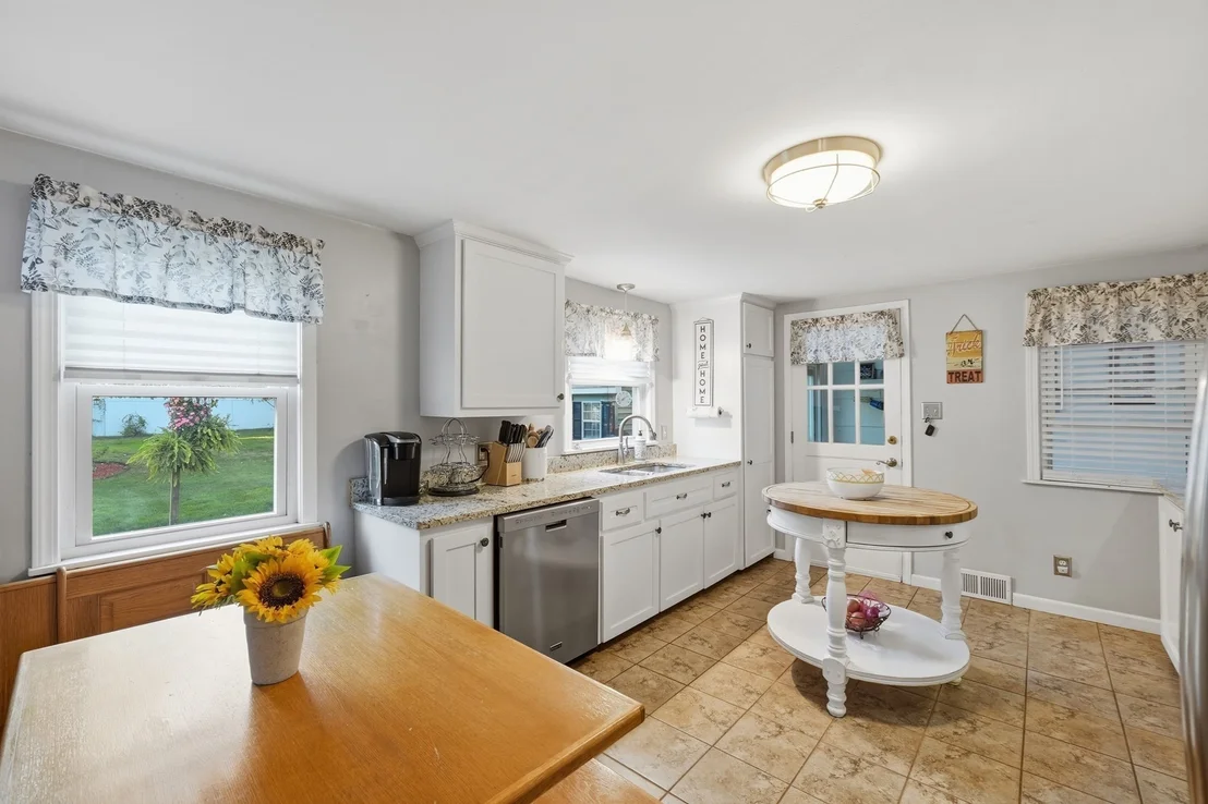 Photo of 57 Parkview St