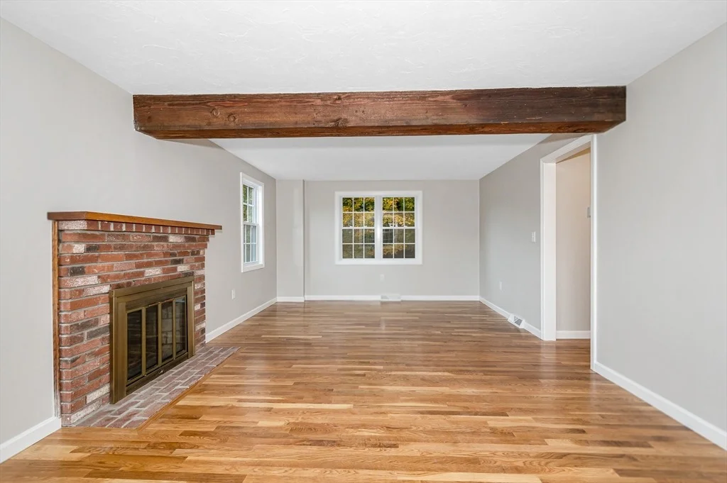 Photo of 355 Andover St