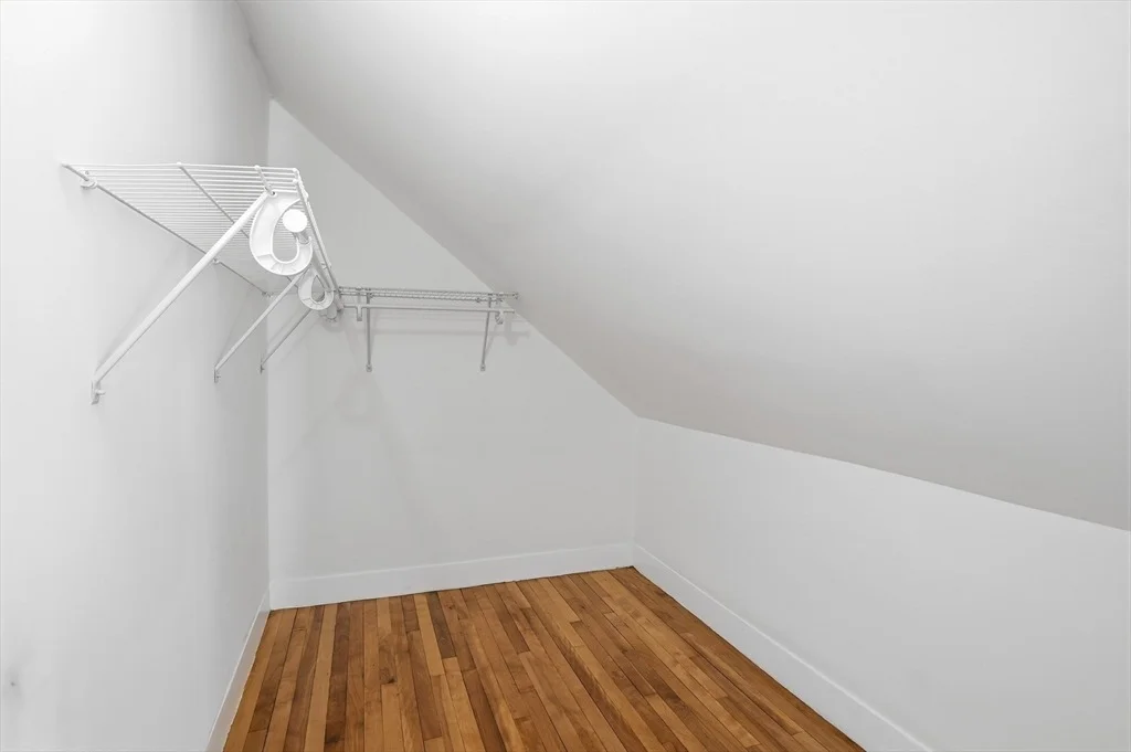 Photo of 323 Burncoat Street