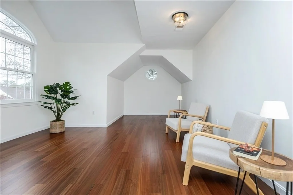 Photo of 16 Shipley Cir