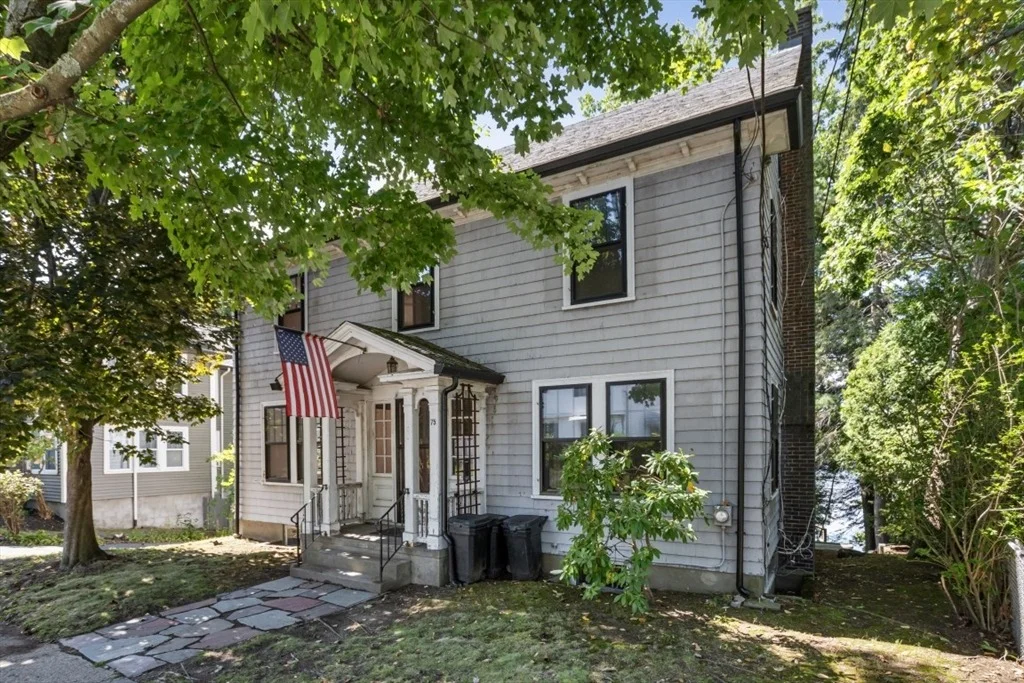 Photo of 75 Riverview Ave