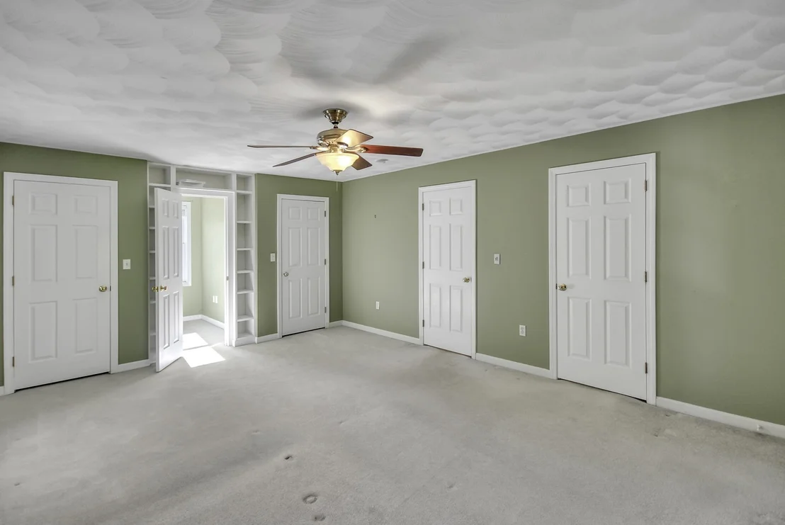 Photo of 170 Bay State Rd