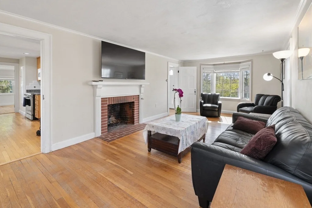 Photo of 64 Gayland Rd