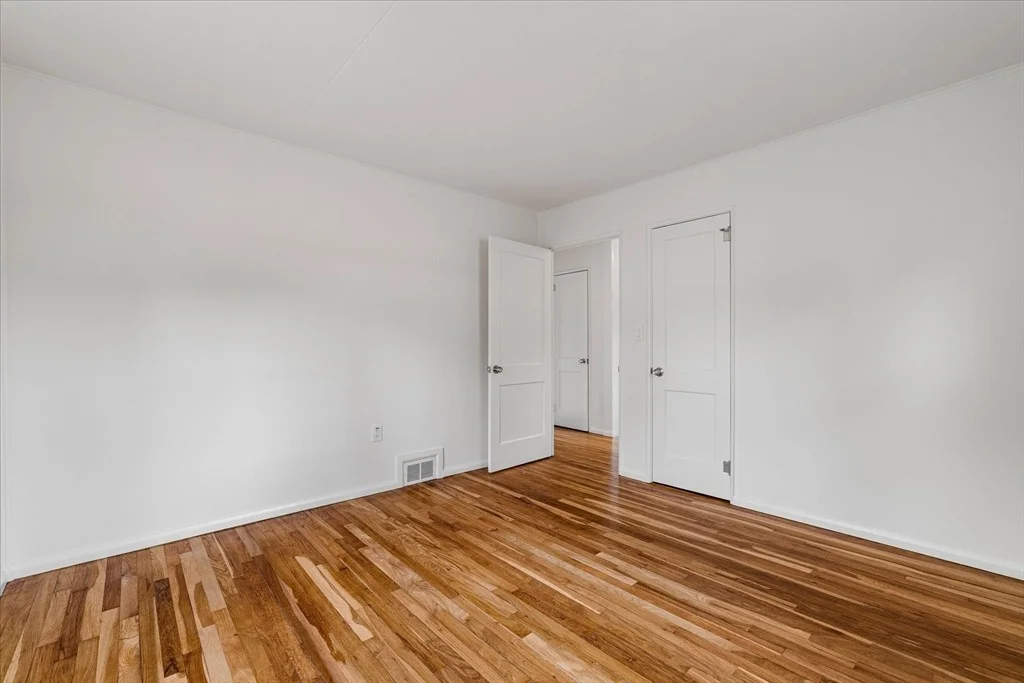Photo of 26 Roosevelt Dr