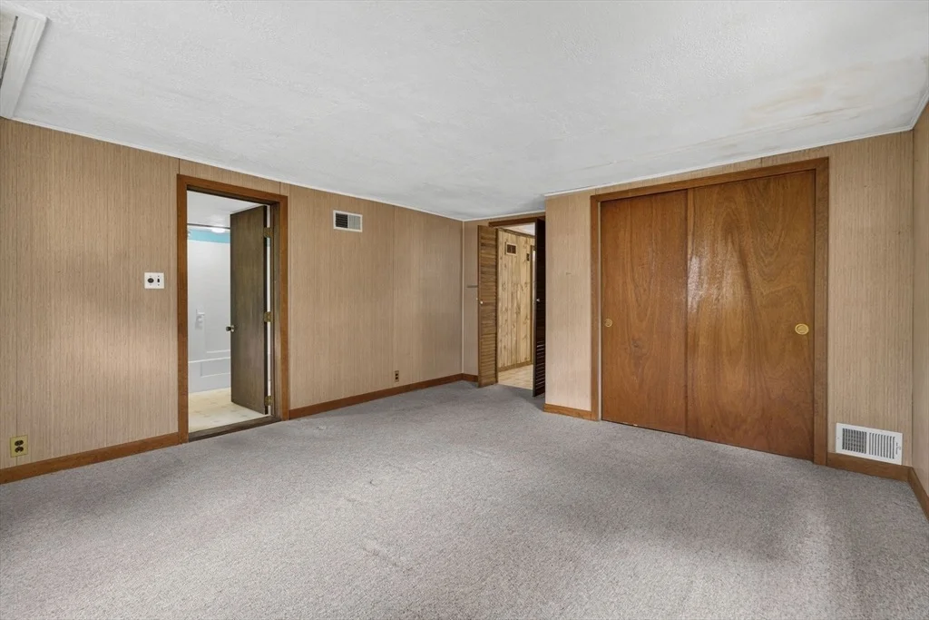 Photo of 42 Cottage Dr