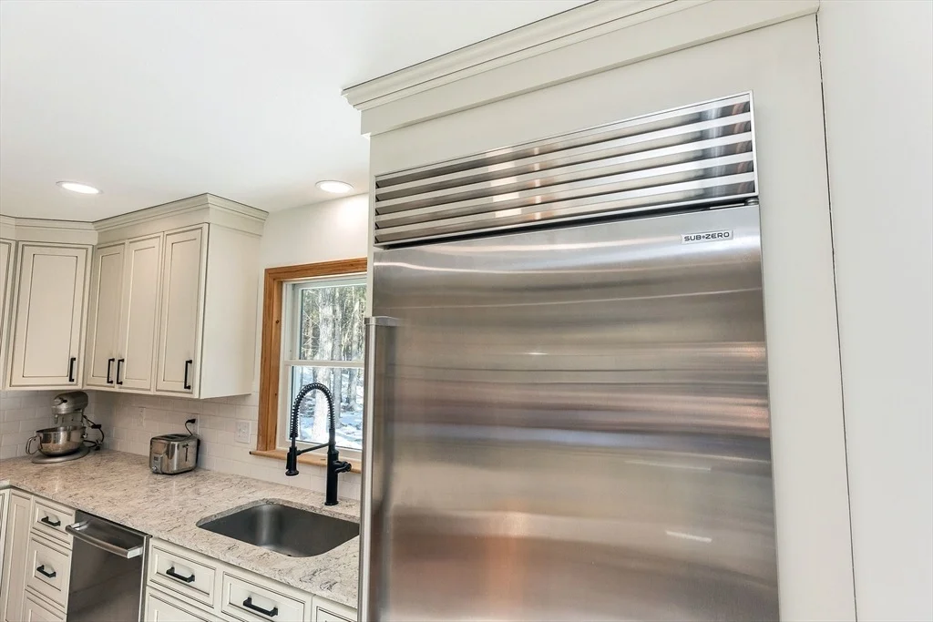 Photo of 44 Lakeview Drive