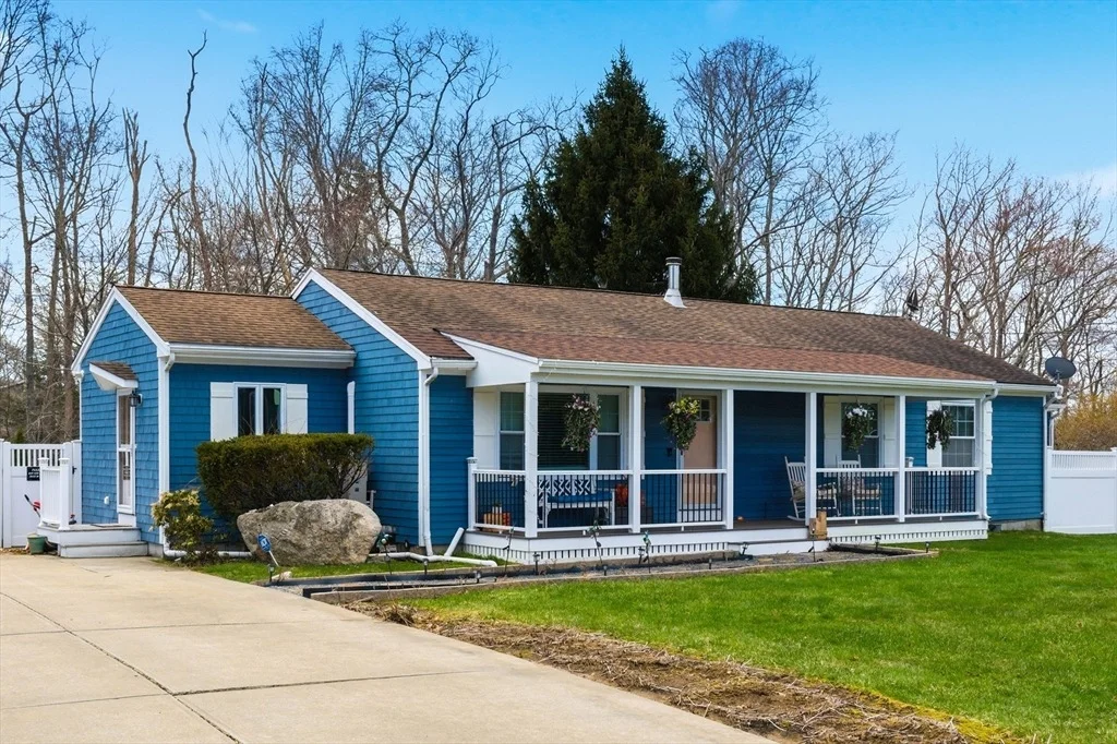 Photo of 72 Kevin Dr