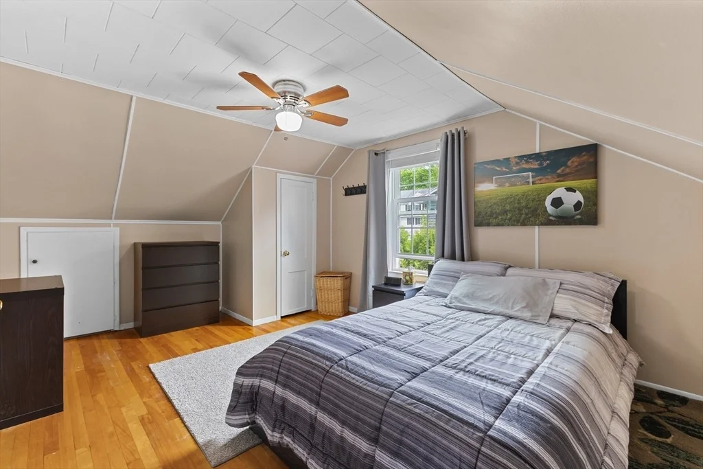 Photo of 28 Spring St