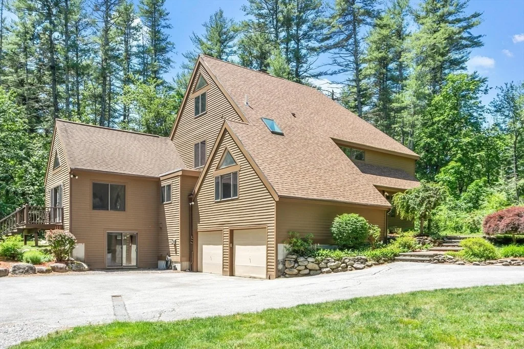 Photo of 78 Carroll Dr