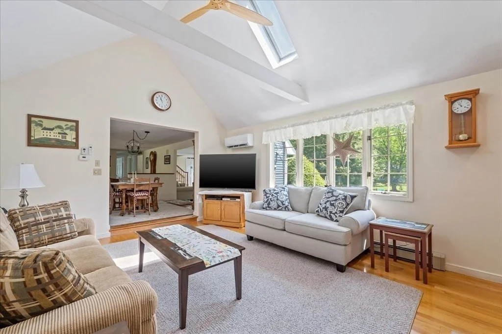 Photo of 49 Karen Rd