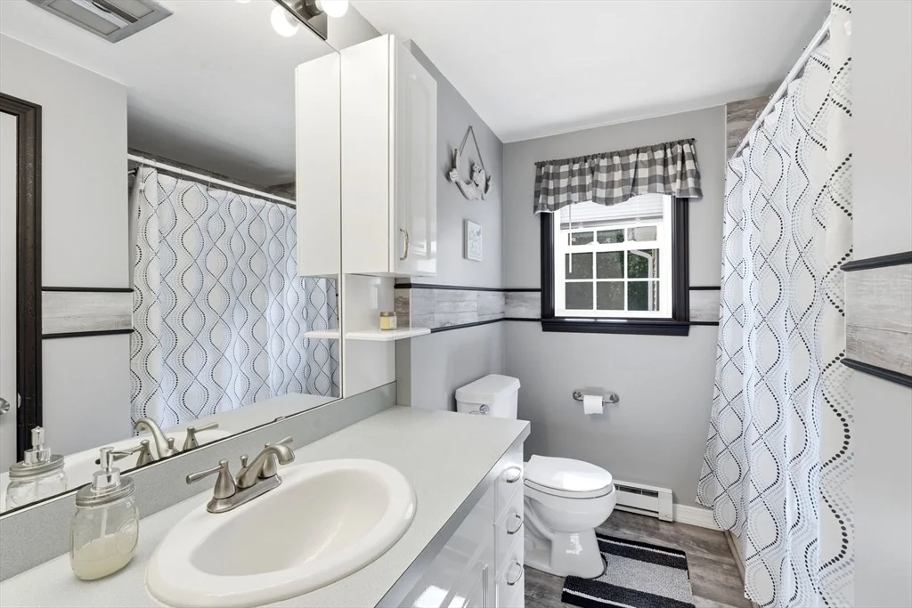 Photo of 112 Walker Road