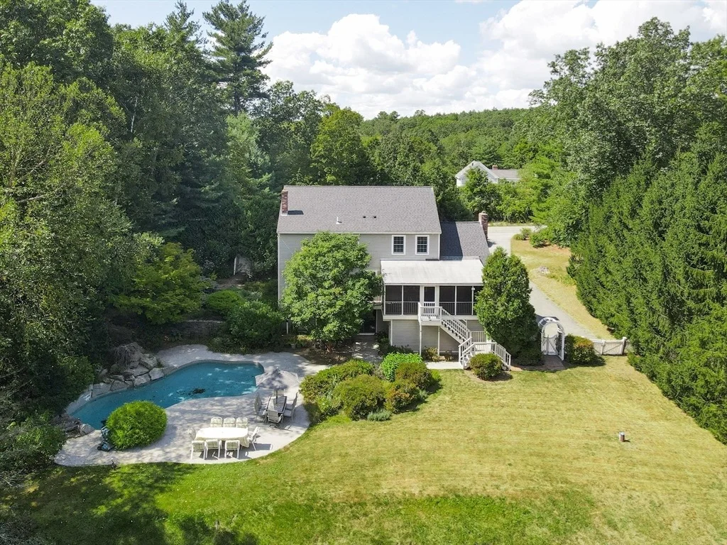 Photo of 100 Ayer Rd